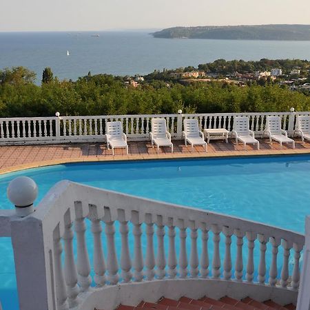 Family Hotel Casablanca Green Varna Exterior foto