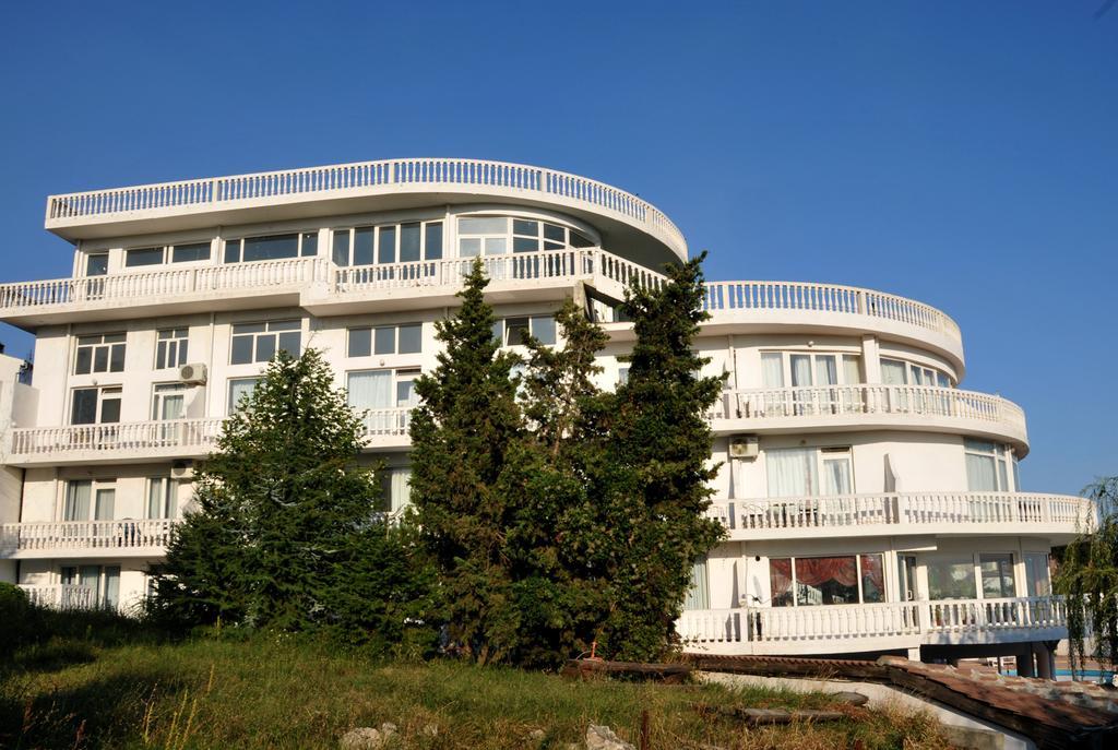 Family Hotel Casablanca Green Varna Exterior foto