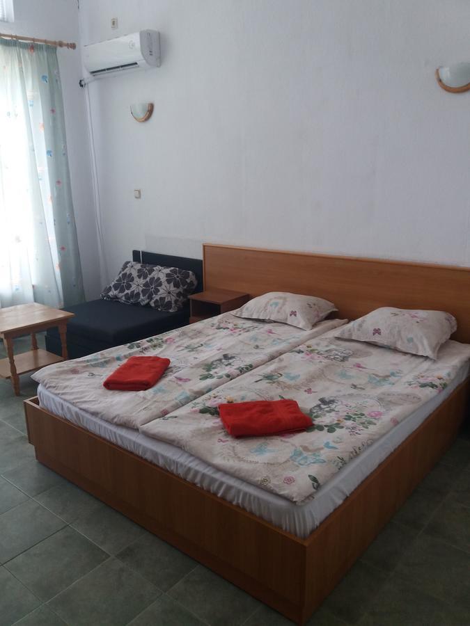 Family Hotel Casablanca Green Varna Exterior foto